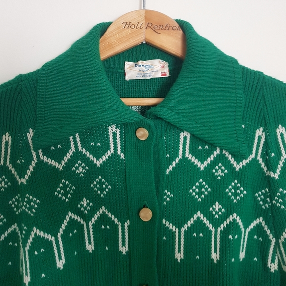 Vintage 70s Green Knit Cape - Picture 3 of 3